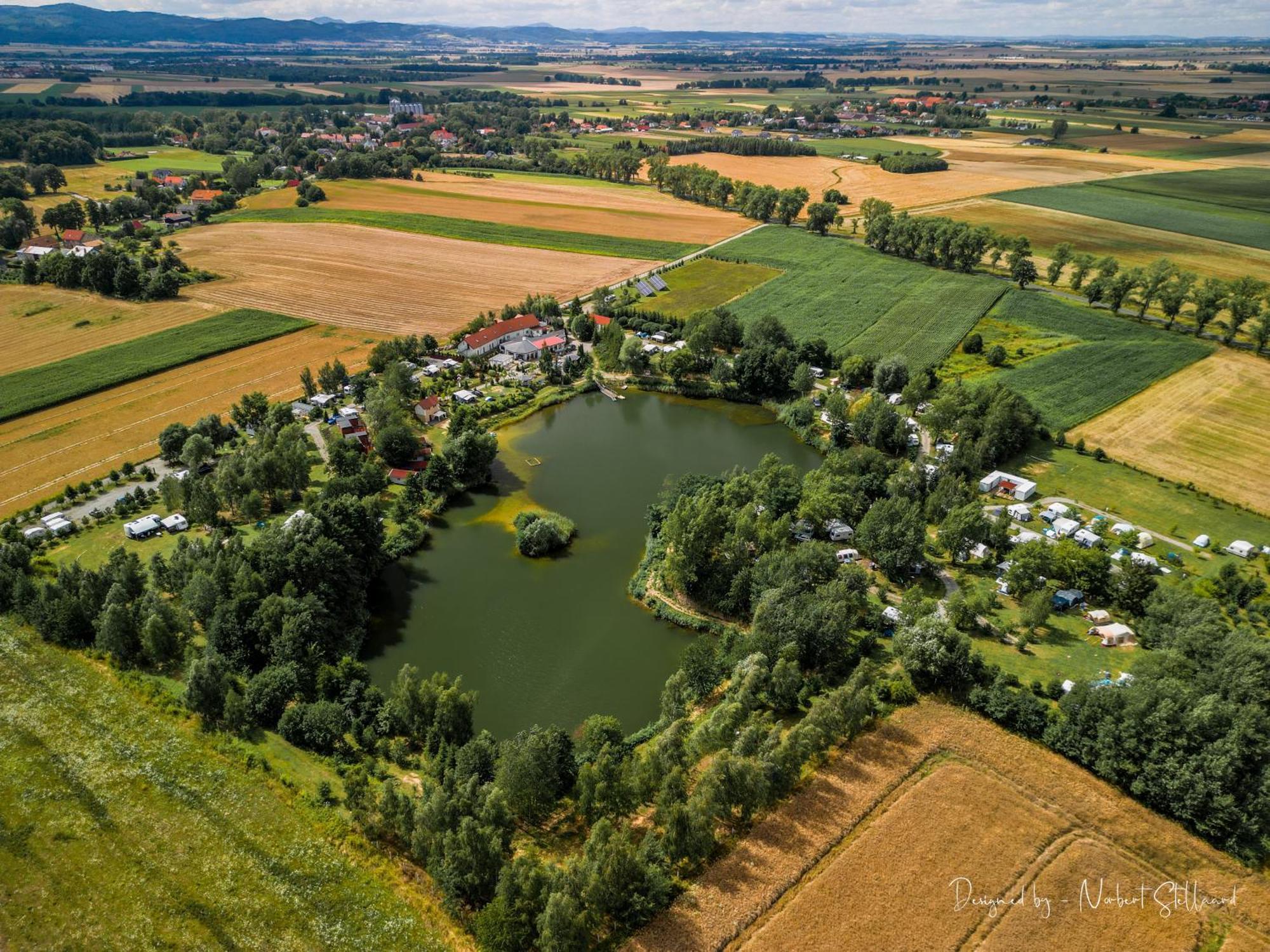 Forteca, Pokoje Goscinne Nad Stawem Dzierżoniów Exterior foto
